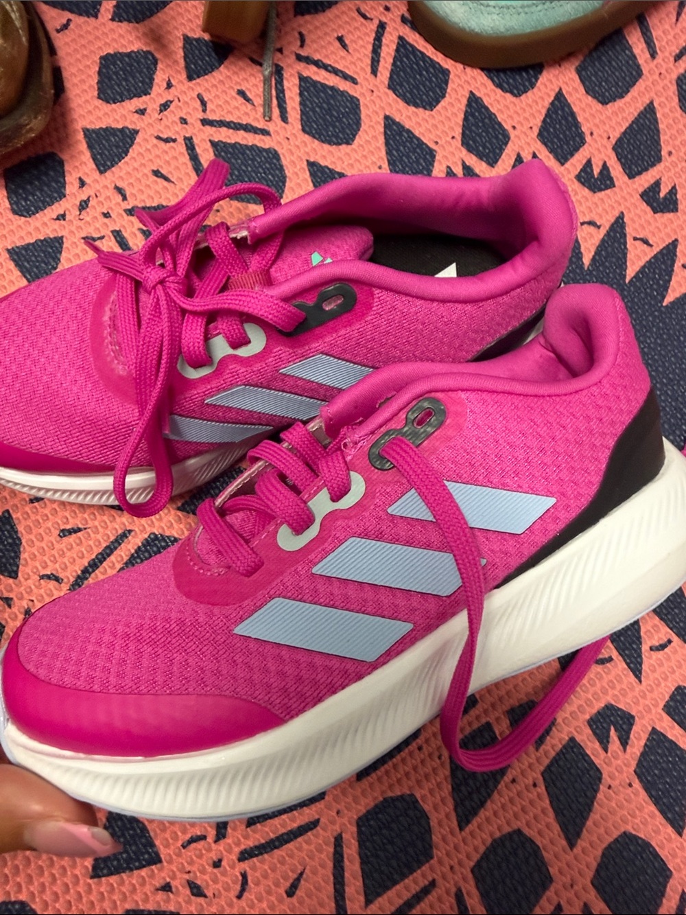 adidas Bright kidsWomen's Athletic Sneakers with White Stripes